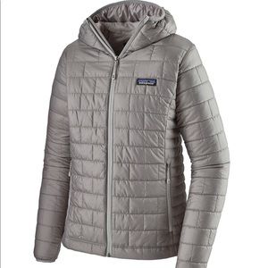 Patagonia | Women’s Nano Puff Hoody | Medium